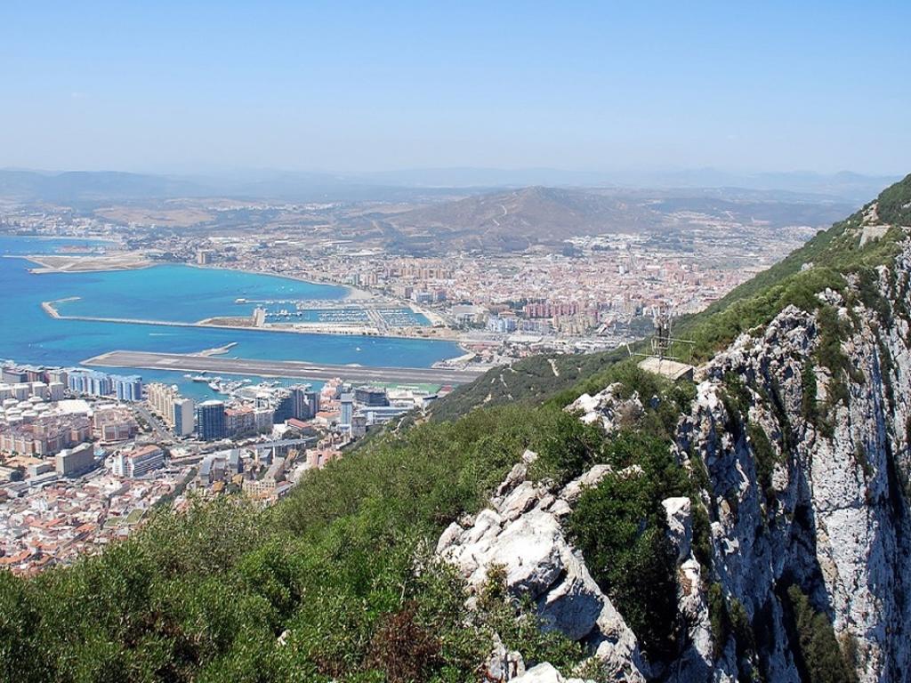 ¿Es necesario pasaporte para entrar en Gibraltar?