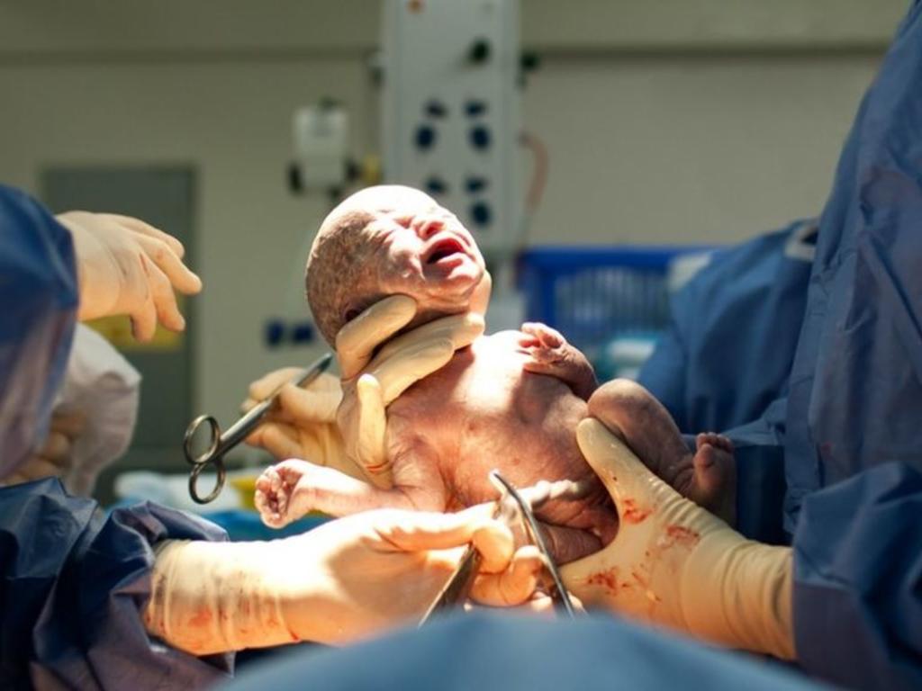 Negligencia médica en el parto: qué son y cuáles son sus consecuencias