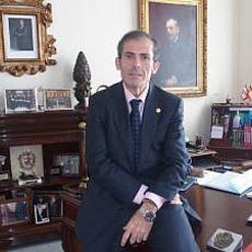 Confirman procesamiento del exdecano de abogados de Málaga Francisco Javier Lara por desobediencia