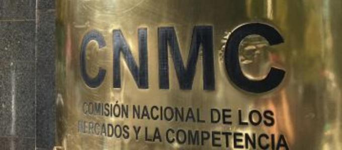 La CNMC impone una sanción por abuso de posición de dominio consistente en la aplicación de descuentos fidelizadores a grandes clientes sin justificación económica objetiva