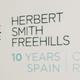 Herbert Smith Freehills registra un año récord superando los 1.300 millones de euros de ingresos globales