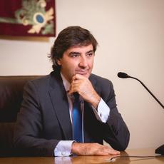 Óscar Fernández León, nuevo decano del Colegio de Abogados de Sevilla