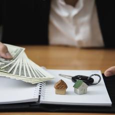 El inquilino debe identificar posibles cláusulas nulas sobre la duración del contrato de alquiler, la actualización de la renta o el pago de las reparaciones