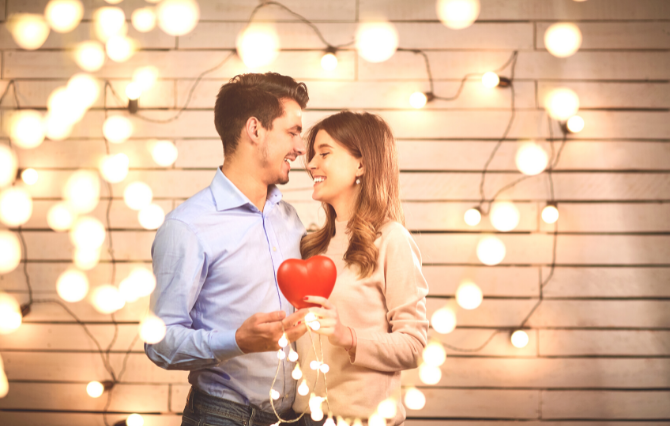 Celebrar San Valentín les va a costar a los enamorados una media de casi 100 euros