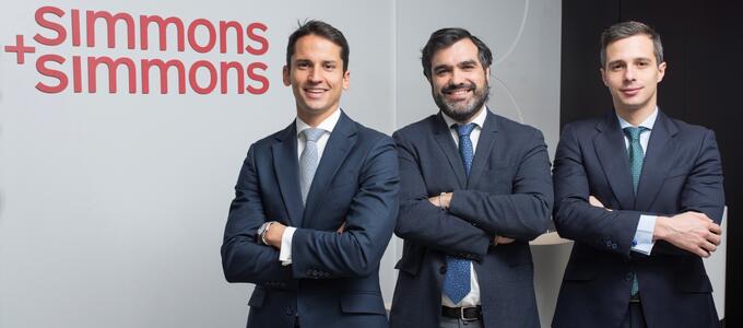 Simmons & Simmons España refuerza su equipo de Corporate & Commercial con Álvaro Barro como nuevo socio