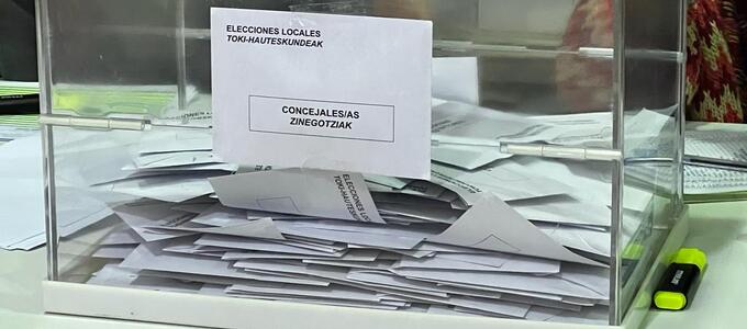 Condenan a un funcionario que envió en chat datos de 8.300 miembros de mesas electorales
