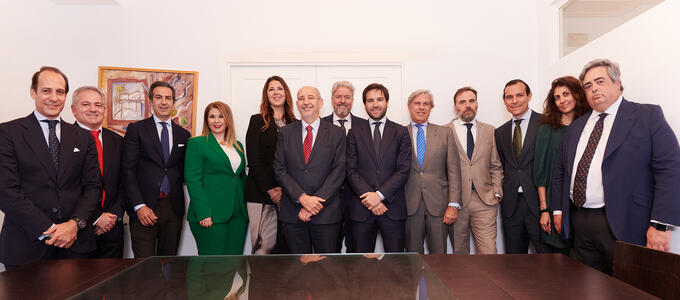 Cinco nuevos socios se suman a RocaJunyent – Gaona, Palacios y Rozados Abogados en Sevilla