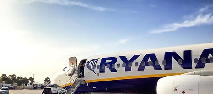 Declaran nulo el despido de una tripulante de Ryanair que fue a la huelga en 2022