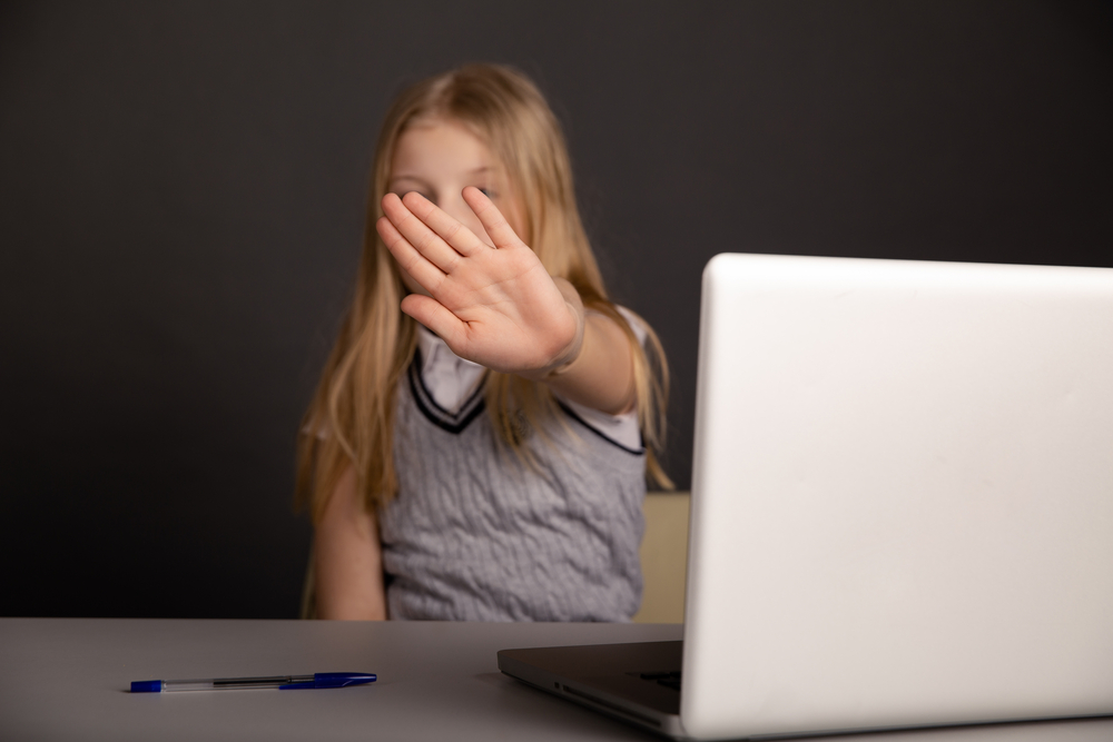 El Supremo alerta del ciberacoso a menores: Es un acto preparatorio para el abuso sexual