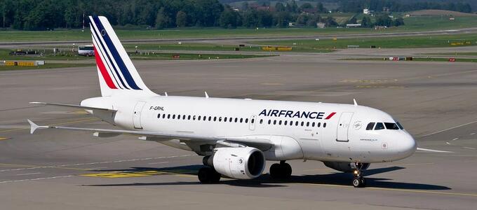 Una jueza de Getxo condena a Air France a indemnizar a un cliente con el máximo establecido por ley por perderle la maleta