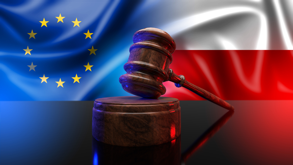 La CE aboga por cerrar procedimiento que podría haber retirado a Polonia su derecho a voto