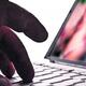 Fechenbach Abogados obtiene condena por descubrimiento de secretos, posesión de pornografía infantil y abuso sexual en el caso del técnico informático de Ibiza