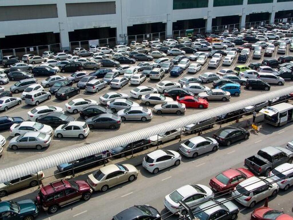 Litispendencia y acciones colectivas de consumidores: el Auto 43/2026 de la Sección 32 de la AP Madrid y los límites de la eficacia ultra partes del llamamiento del artículo 15.3 LEC