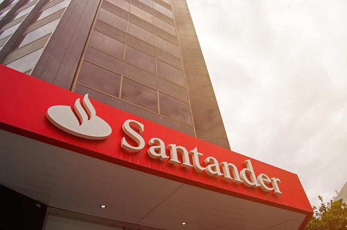 El Supremo abre la puerta a nuevas reclamaciones contra Banco Santander por los gastos hipotecarios