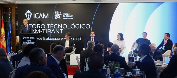 La abogacía será esencial para el control de la IA y la reducción de la brecha digital de los despachos 