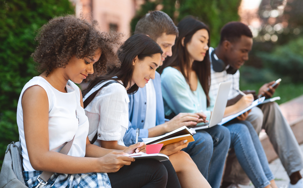 La autorización para familiares de estudiantes