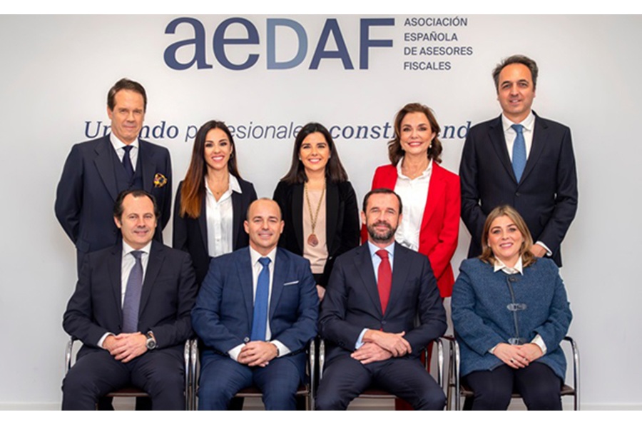 Hacienda asume las tesis de AEDAF y alinea la entrada en vigor de Verifactu con la factura electrónica para el 2028