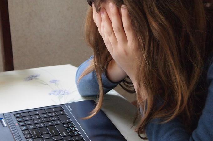 Alerta digital: las claves penales del ‘grooming’ y cómo persigue la justicia el ciberacoso sexual a menores