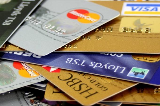 CaixaBank, entidad más reclamada por tarjetas revolving en lo que va de año