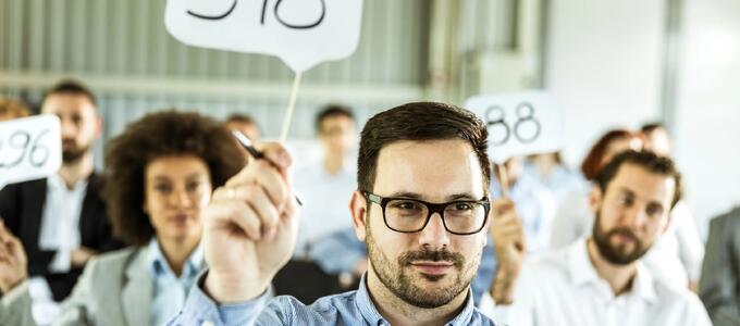 Subastas. ¿Cómo funcionan y qué normas siguen?