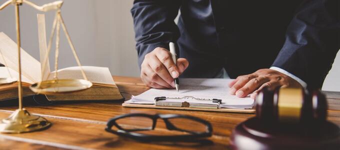 Los jueces sustitutos piden medidas para acabar con el abuso de temporalidad que sufren