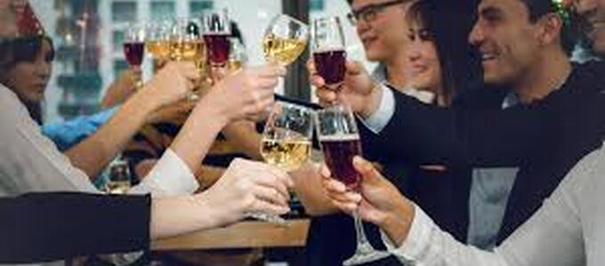¿Cuándo una broma en una cena de empresa puede convertirse en acoso sexual?