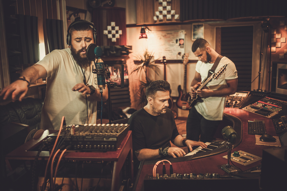 El laberinto invisible de la banda sonora: por qué una canción puede paralizar un estreno millonario