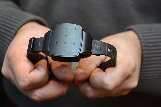 Los fallos de las pulseras antimaltrato ponen en riesgo la protección de las víctimas