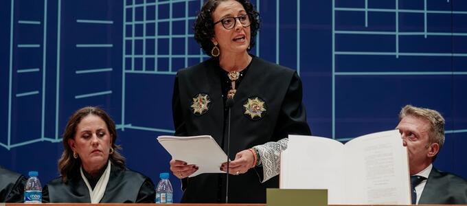 Los procuradores valencianos cargan contra la Ley de Eficiencia: «Nos ha venido impuesta por quien nunca ha pisado un tribunal»