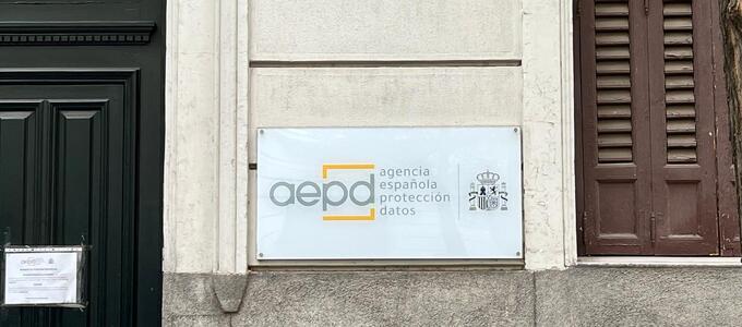 La AEPD publica un decálogo para interactuar con seguridad con los agentes de IA